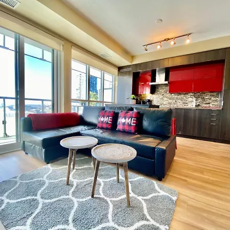 Front Street Suites